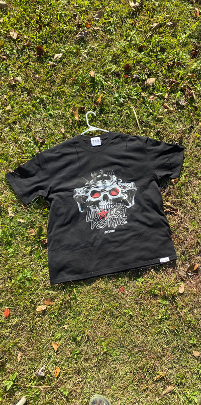 Own the Spotlight – SERPENT KING TSHIRT Makes Every Moment Legendary.
Black
Front 